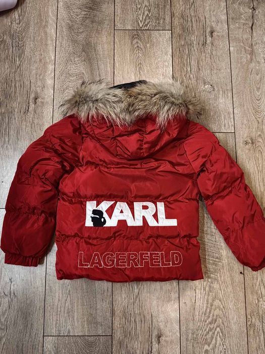 Детско яке с естествен пух, подходящо за момичета и момчета.