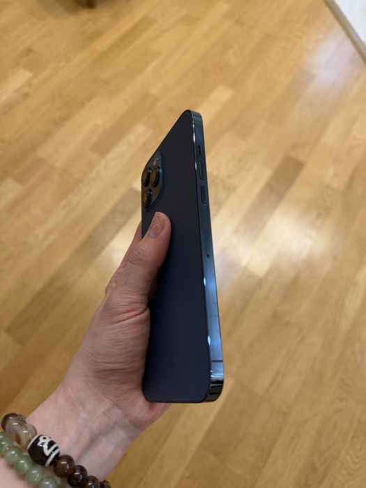 Продам Iphone 12 pro max 128Gb