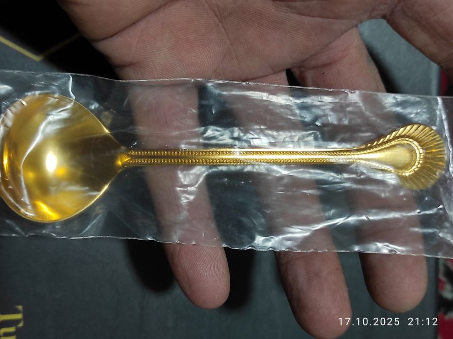 Продаются Позолоченные Ложка Советских Времён состоянии как на фото