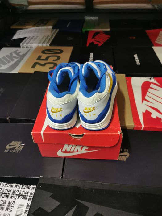 Nike air Max 1 signal blue