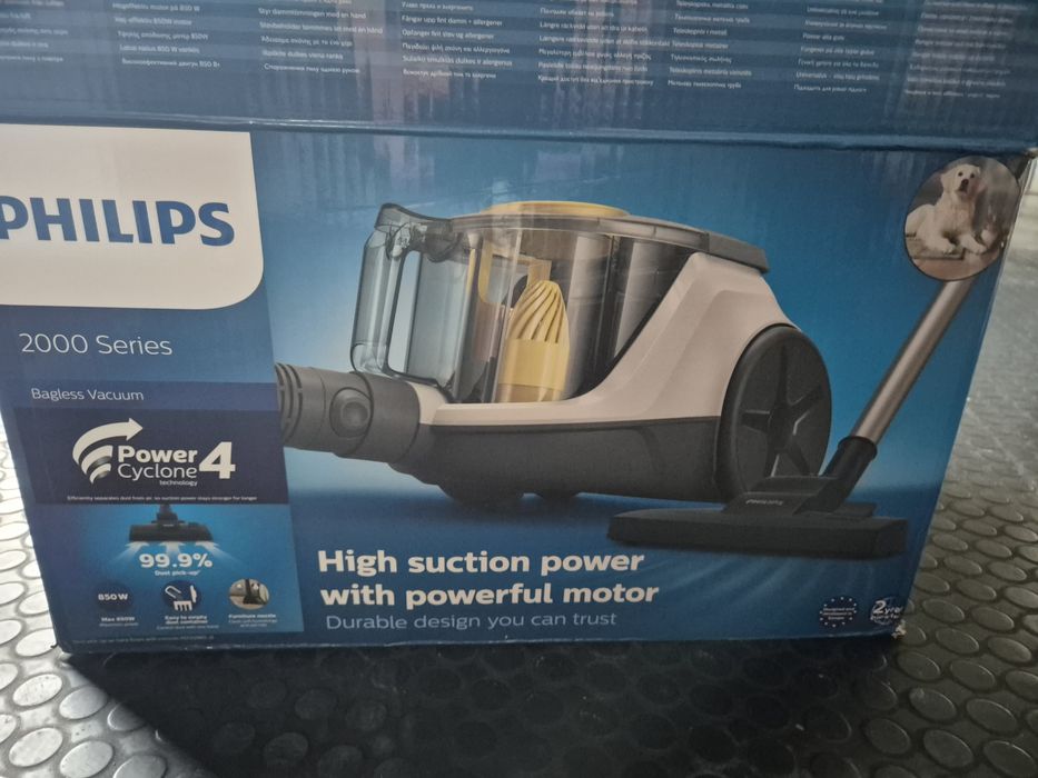 Aspirator nou Philips power cyclone 4