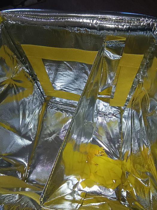продам термо сумку Яндекс еда