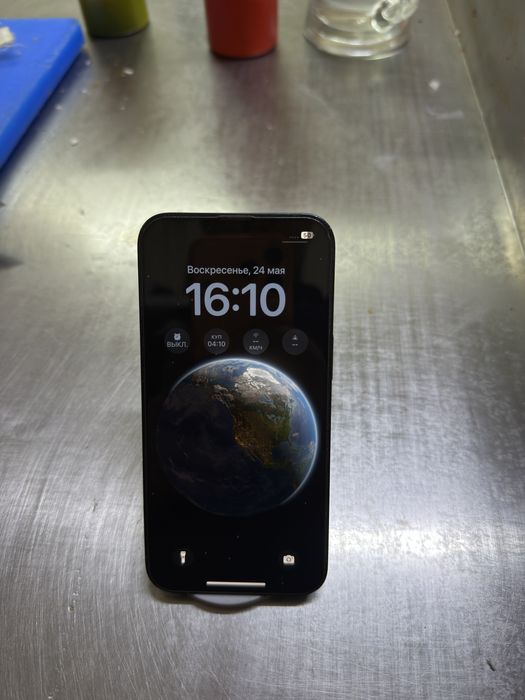 Срочно продаю Iphone 13 в отличное состояние