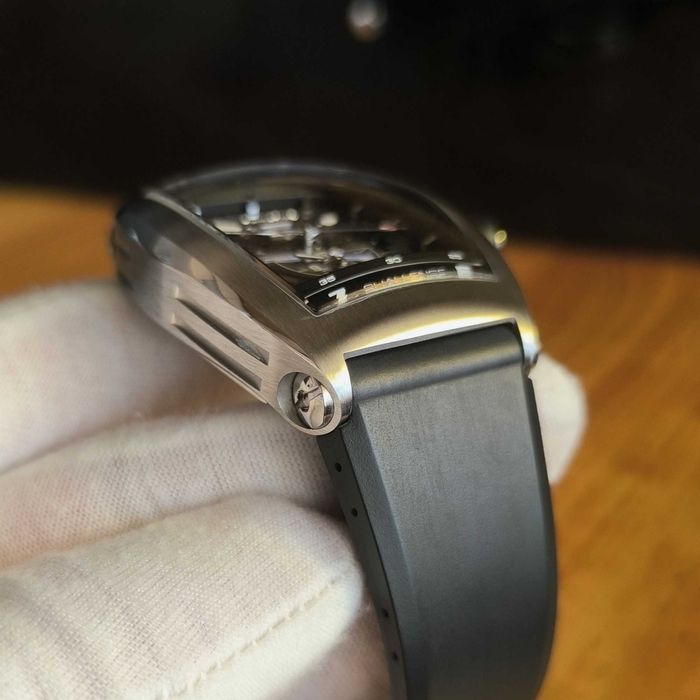 Cvstos Challenge Twin-Time