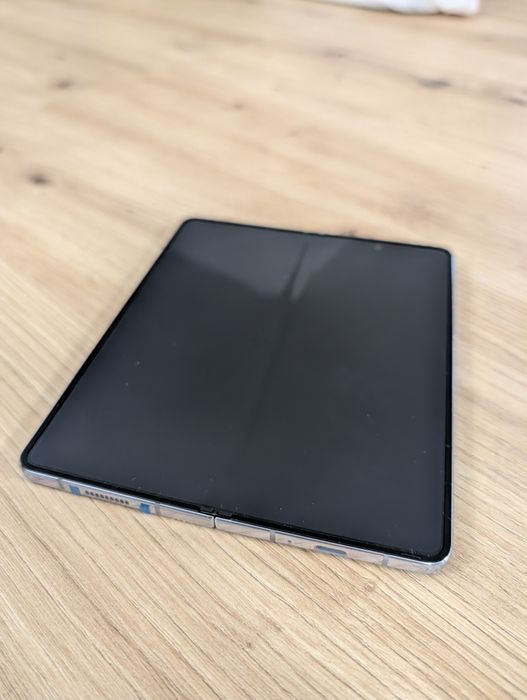 Samsung Galaxy Z Fold5 - 256GB, Light Blue