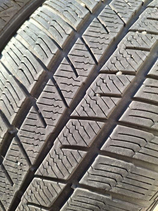 4 Anvelope  de iarnă  225 50 r17 Barum