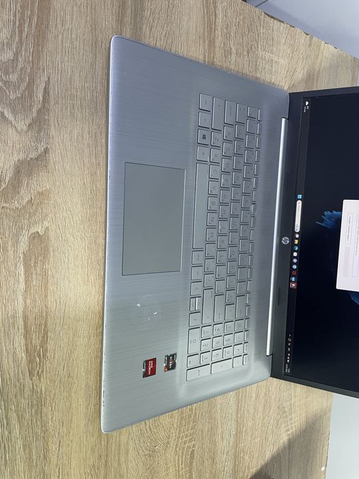 Ноутбук hp laptop