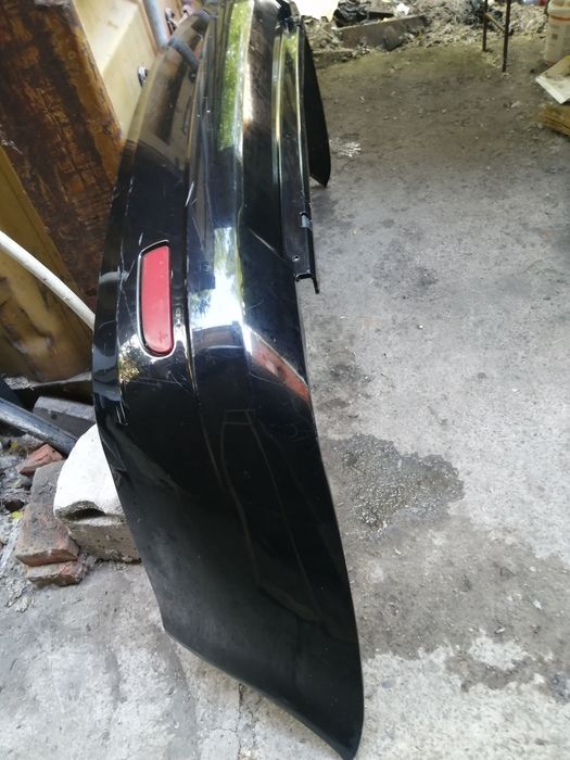 Продам бампер на приору