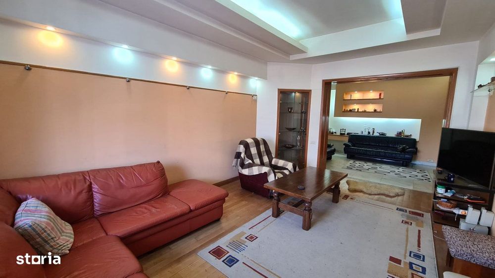 3 camere Mosilor- Armeneasca