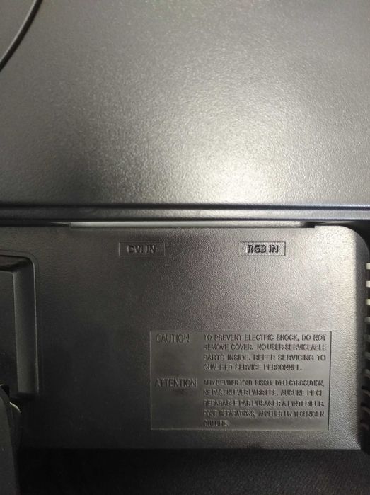 Монитор Samsung 943SN