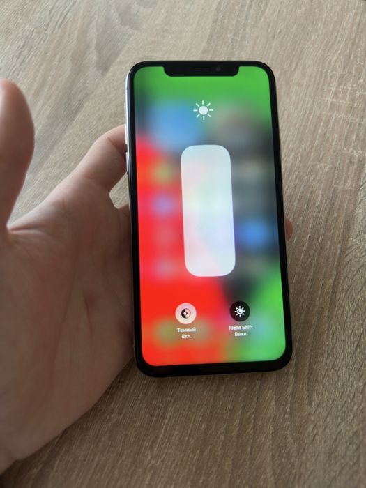 Iphone x.