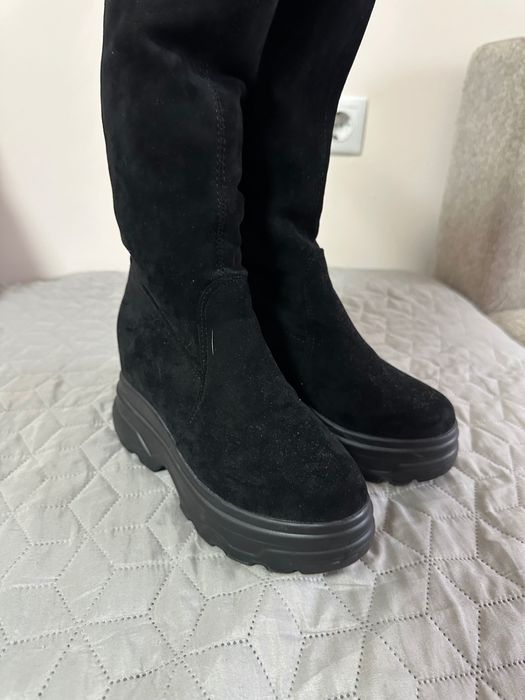 Велурени високи ботуши