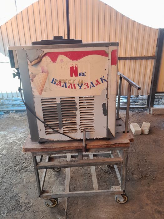 Продам морожный аппарат