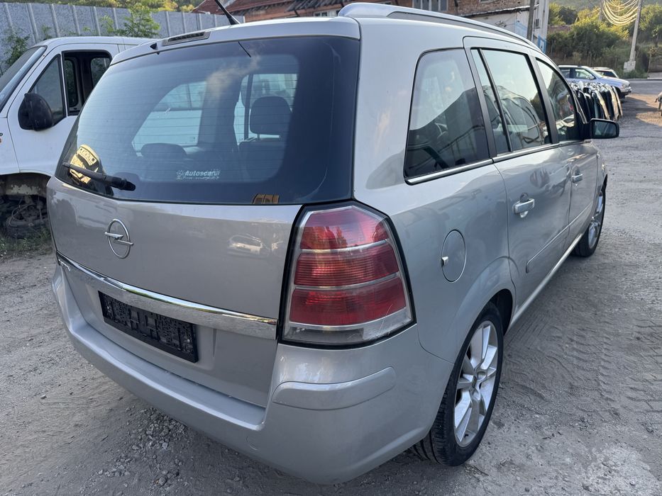 Opel Zafira B 1.6i 16v 105hp 2006г На Части