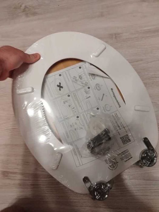 Capac Toaletă Din Bambus AngelShield, Formă O, Soft-Close, 45x37cm