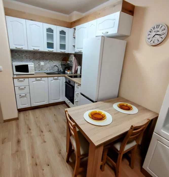 Дава се под наем Двустаен апартамент в София, Младост 4 - 58 кв.м за 390 € - Снимка #2