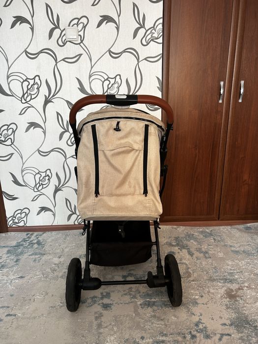 Продам коляску..