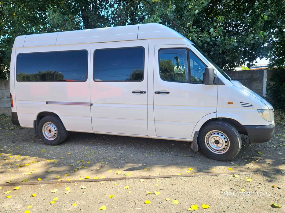 Mercedes sprinter 8+1