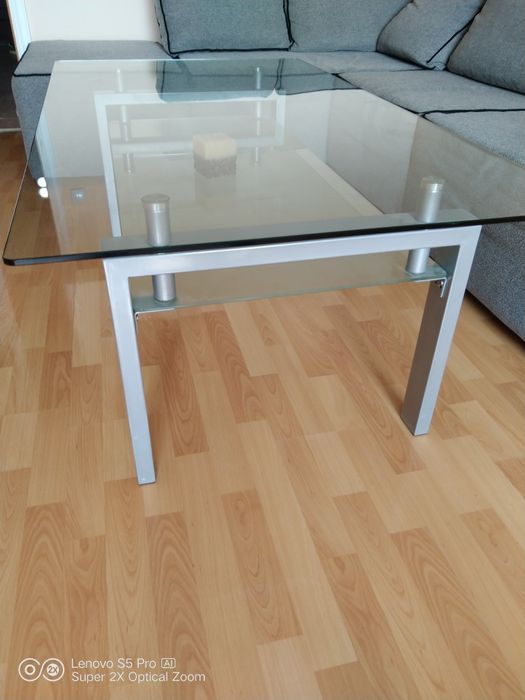 Холова гарнитура Виденов с маса и килим