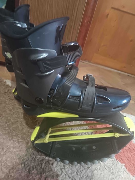 Kangoo Jumps KJ-XR3 - stare foarte bună, folosiți foarte puțin (USA)