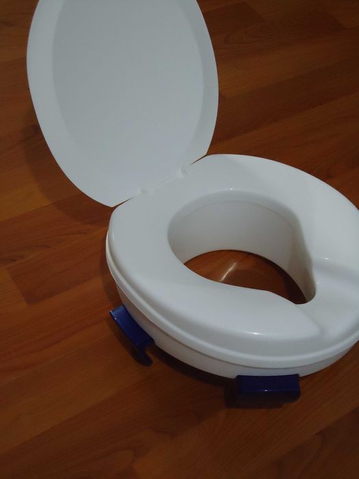 Inaltator WC + capac