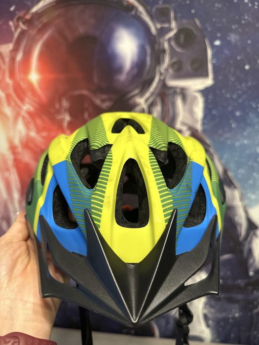 Продам велосипедный шлем