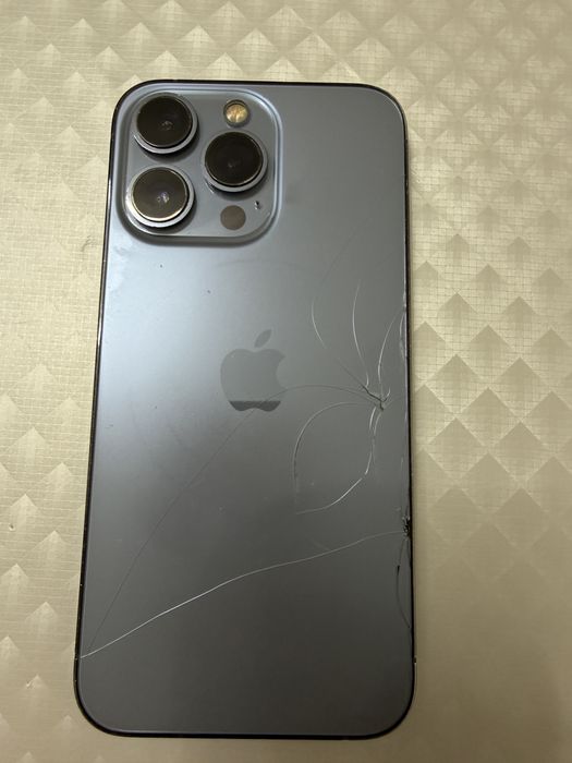 Продам iphone 13pro