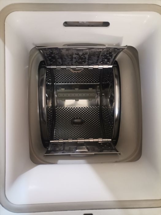 Mașină automată de spălat whirlpool ca nouă perfect funcțională 5k  ok