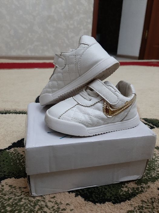 Кроссовка  детска