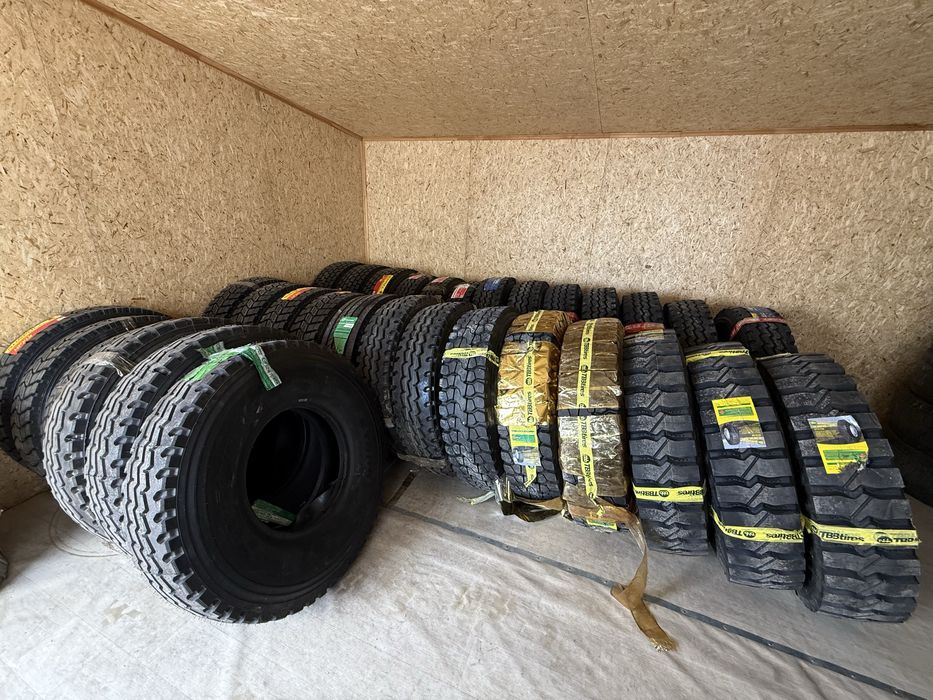 Продам грузовые шины