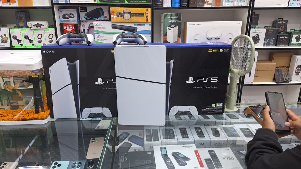 Playstation 5 slim 1Tb new sotiladi