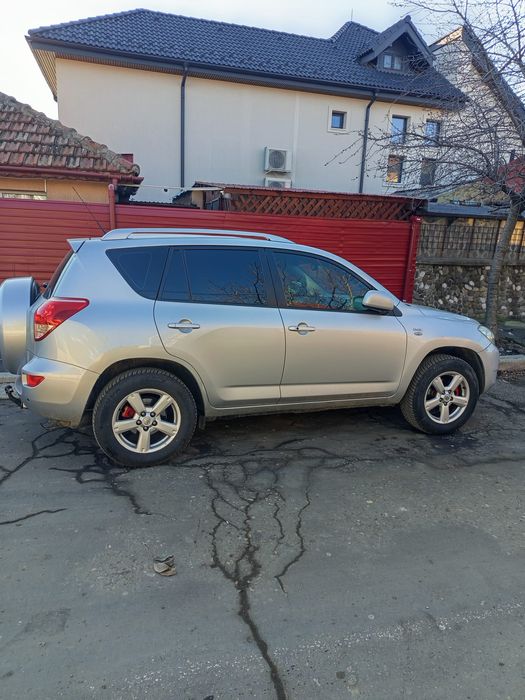 Vând Toyota RAV4  diesel an 2007 CC 2200 136 CP
