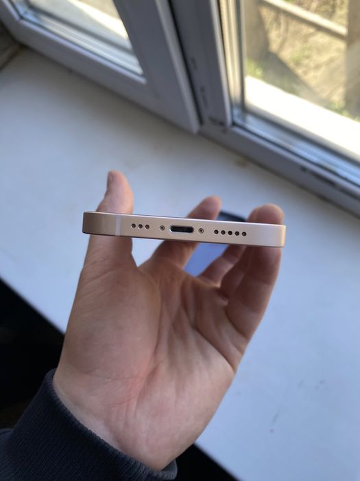 Айфон 13 город семей