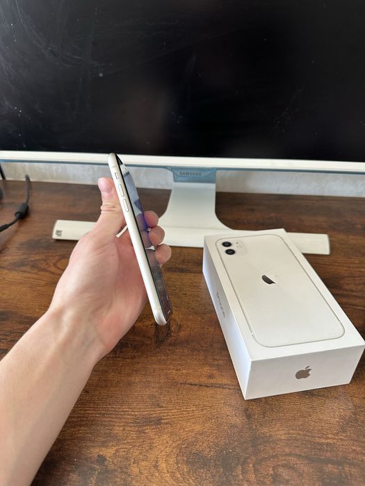 Iphone 11 с коробкой