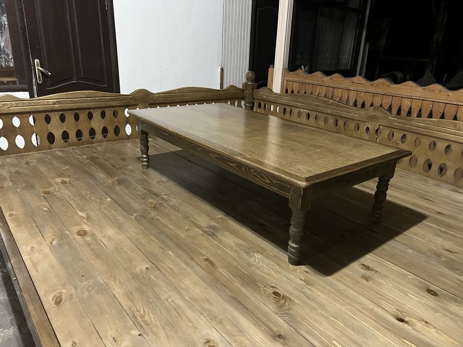 Топчан из дерева