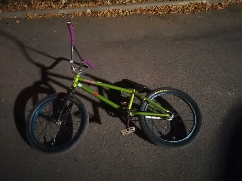 Bicicleta bmx custom