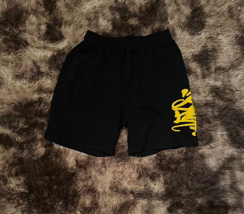 Syna world short