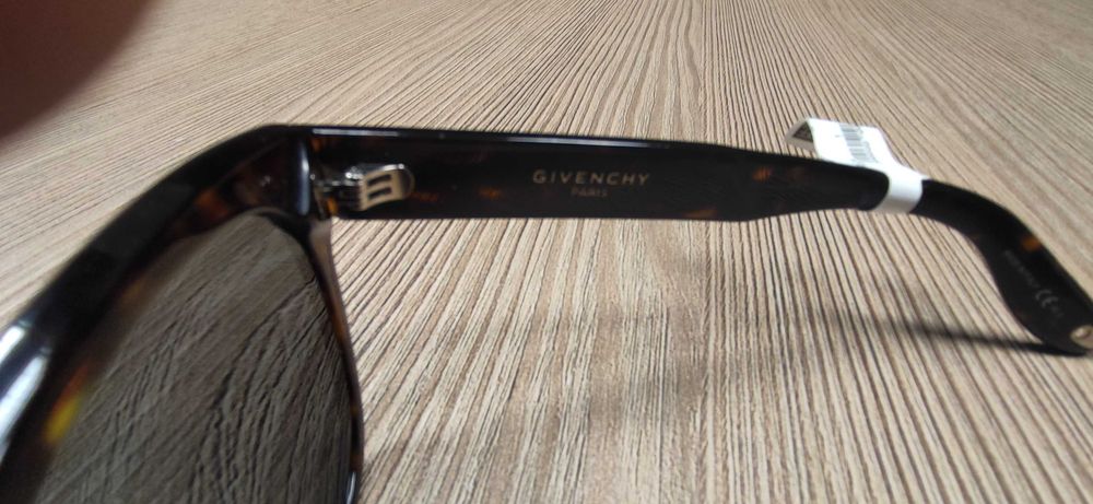 Очила GIVENCHY ... Мъжки