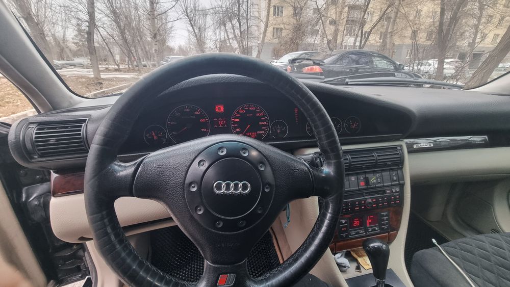 Продам Ауди А6 С4  quattro