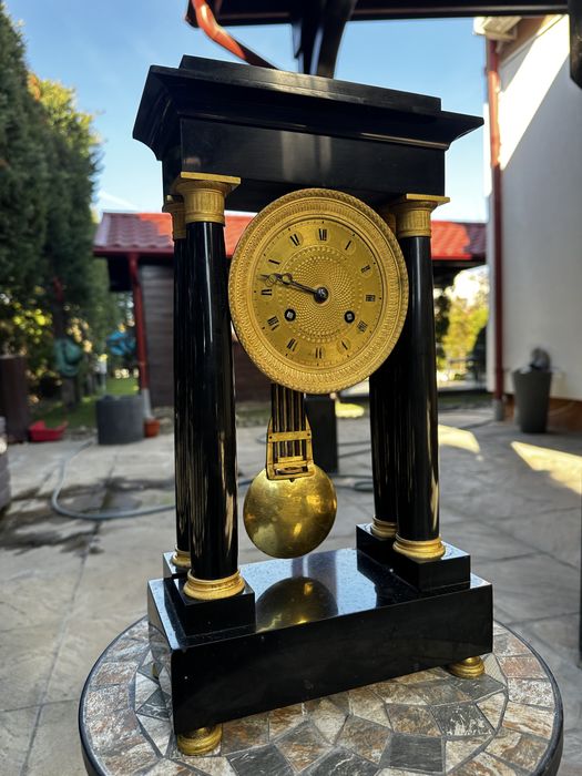 Ceas Francez Portico