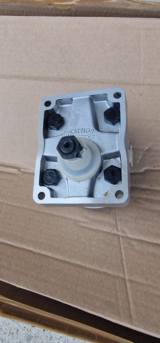 Pompa hidraulica servo direcție fiat 715 pret 650 lei se poate trimite