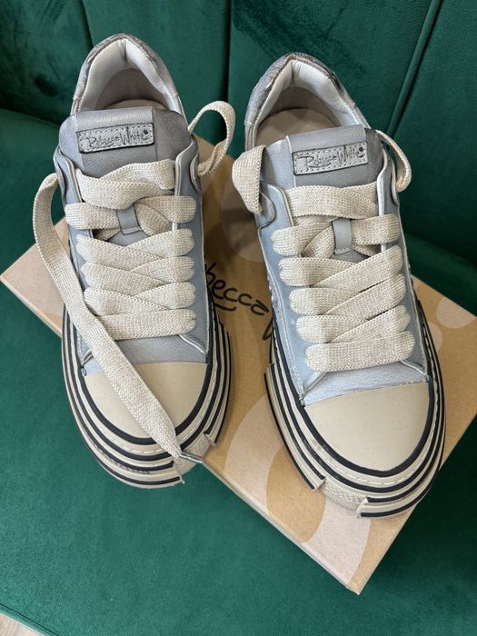 Кецове Rebecca White