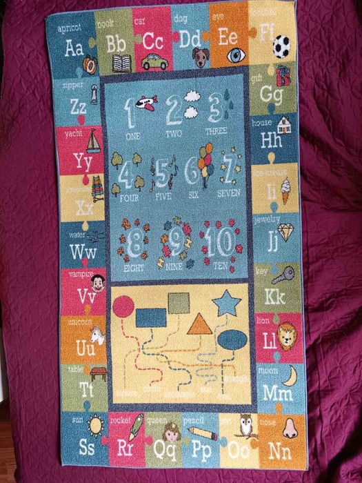 Постелка -баня.Килим букви,цифри,фигури.Възглавница Гепард.Килим Тигър