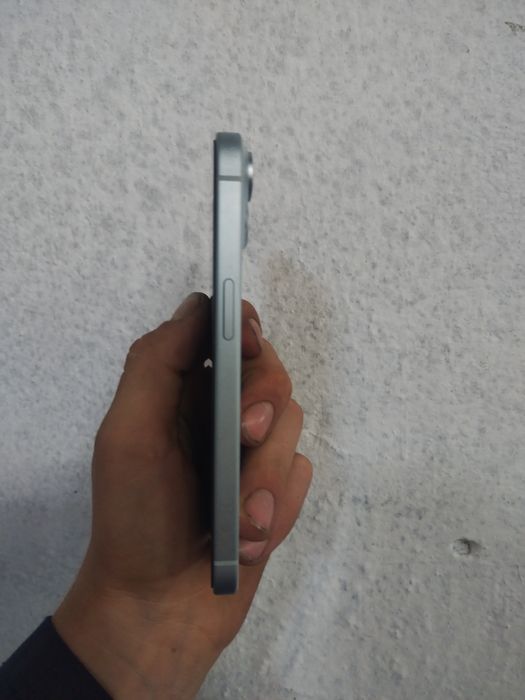 Продам iPhone 15
