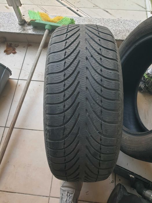 2 бр. Зимни гуми BF Goodrich   Winter  205 55 16