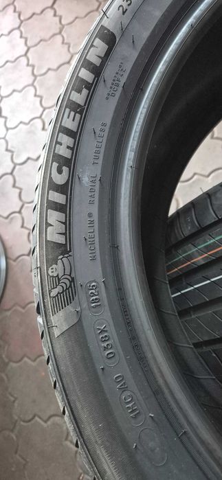 anvelope Michelin 235/45/20