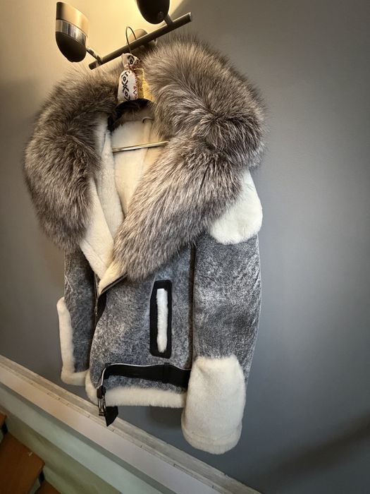 Haină de blană naturală de miel și vulpe de la Carolina Design