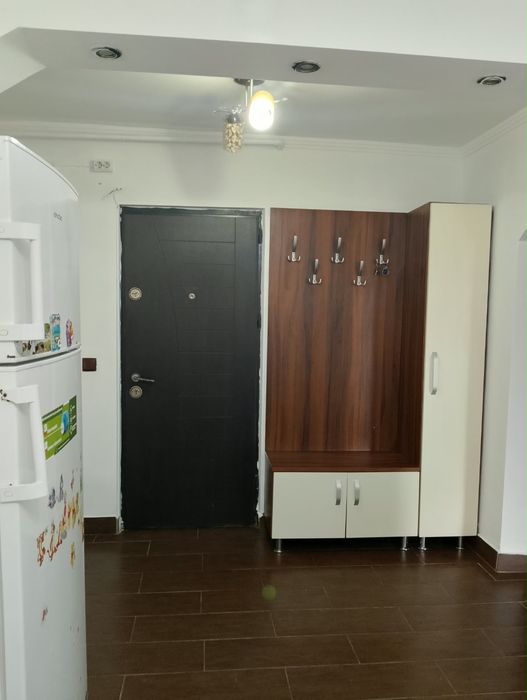 Apartament cu 2 camere de inchiriat