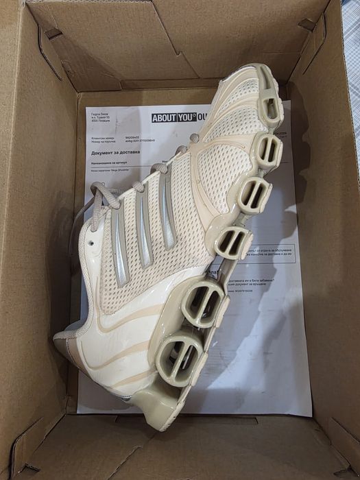Маратонки Adidas