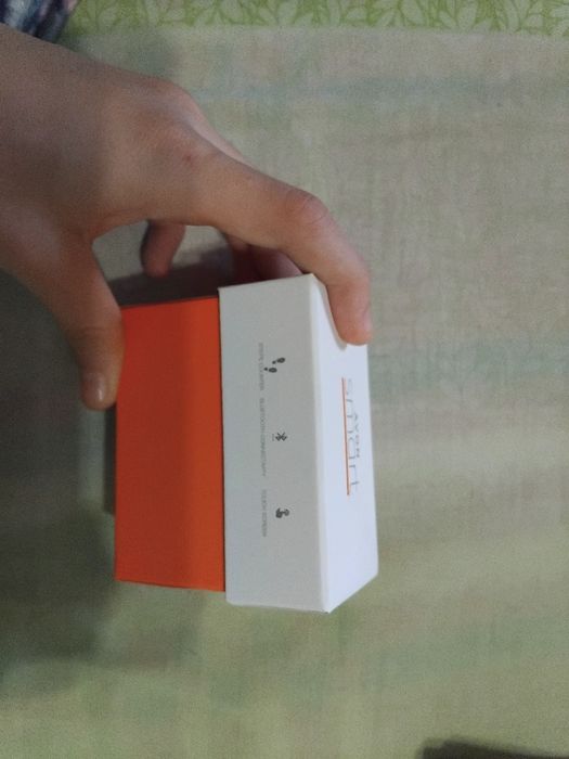 Продам электронные часы